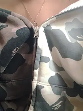 DakotaHoland online show from 11/28/25, 05:57