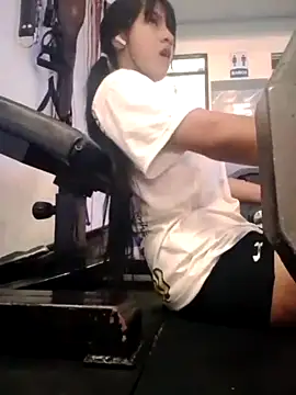 DakotaHoland online show from 10/20/25, 07:47