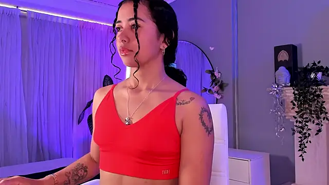 Snapshot of Ammy_nova chatting on 12/18/25, 07:29 Ammy nova online show from 12/18/25, 07:29