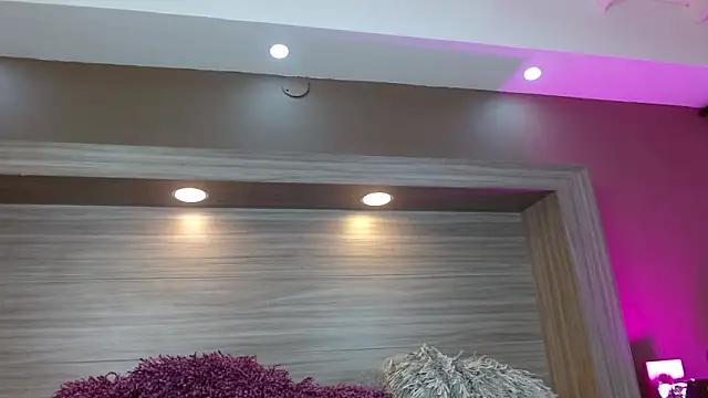 AbigailWilliams  online show from 03/25/26, 12:04