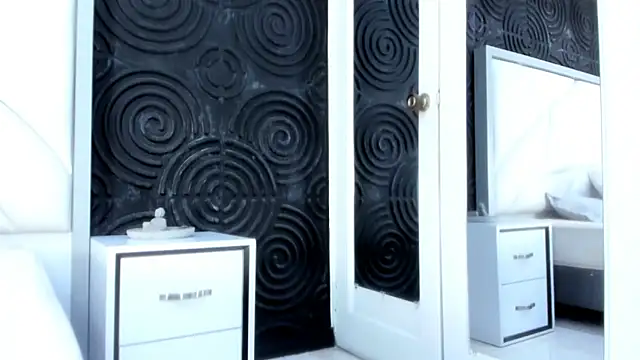 Snapshot of AbigailWilliams_ chatting on 11/03/25, 11:25 AbigailWilliams online show from 11/03/25, 11:25