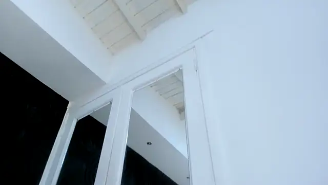 Snapshot of AbigailWilliams_ chatting on 11/06/25, 11:14 AbigailWilliams online show from 11/06/25, 11:14