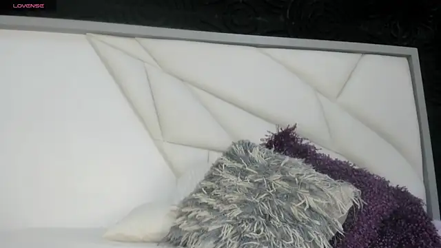 Snapshot of AbigailWilliams_ chatting on 11/22/25, 11:20 AbigailWilliams online show from 11/22/25, 11:20