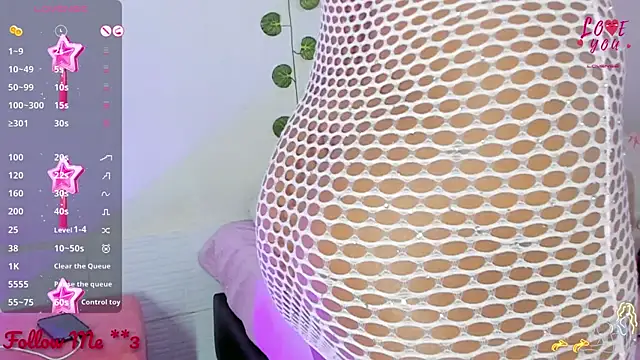BarbieHotLaura online show from 02/04/25, 01:56