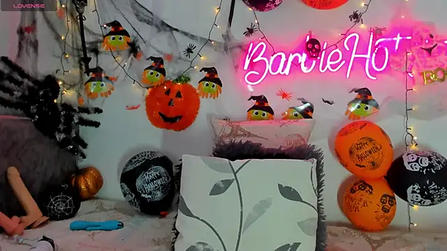 BarbieHotLaura online show from 10/24/25, 07:24