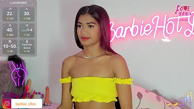 BarbieHotLaura online show from 10/04/25, 11:45
