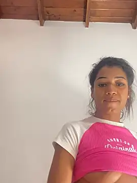BarbieHotLaura online show from 01/11/25, 04:14