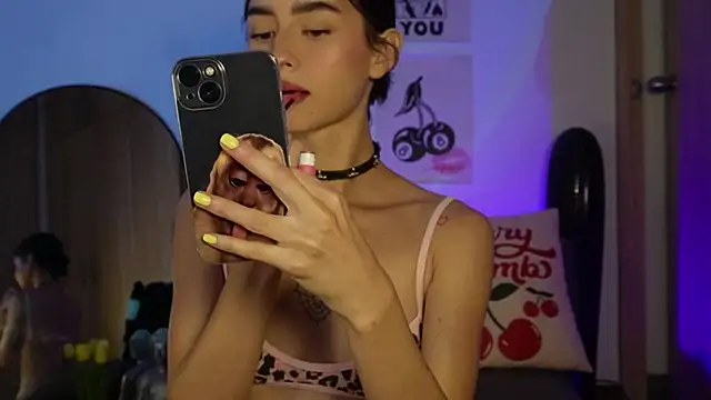 salome-brown online show from 11/06/25, 09:41