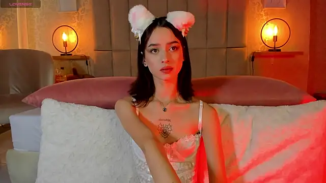 Snapshot of salome-brown chatting on 03/01/25, 08:53 salome-brown online show from 03/01/25, 08:53