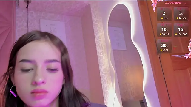 Snapshot of salome-brown chatting on 01/07/25, 03:44 salome-brown online show from 01/07/25, 03:44