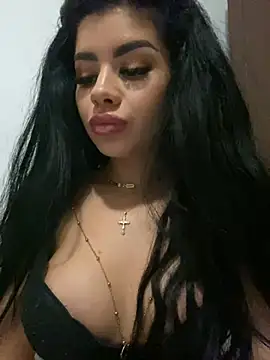 Snapshot of Ameliablack_1 chatting on 02/16/25, 07:38 Ameliablack 1 online show from 02/16/25, 07:38