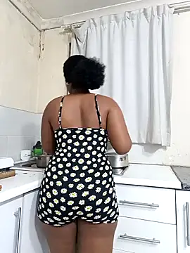 SexyHipsStar online show from 12/18/25, 07:50