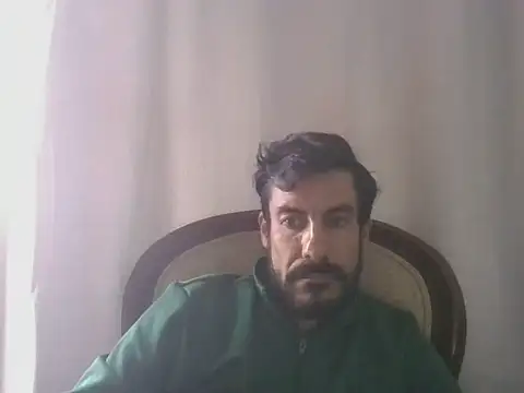 Snapshot of elkike1980 chatting on 06/30/26, 02:06 elkike1980 online show from 06/30/26, 02:06