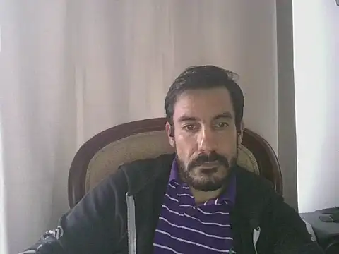 Snapshot of elkike1980 chatting on 06/10/26, 02:07 elkike1980 online show from 06/10/26, 02:07