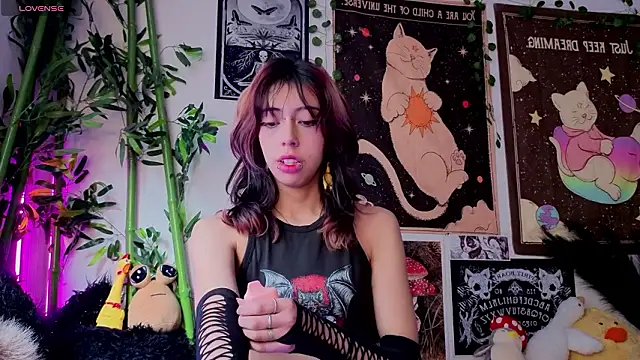 Nyx nayla online show from 03/04/26, 07:43