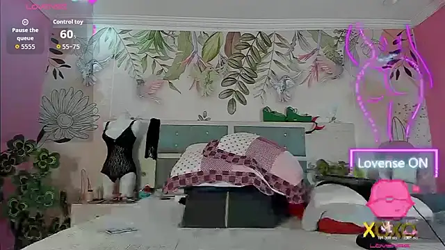 Snapshot of bigblacktransxxx chatting on 01/12/26, 11:53 bigblacktransxxx online show from 01/12/26, 11:53