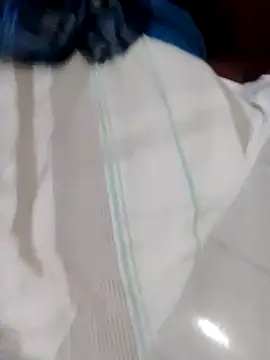 Leovmli online show from 09/22/25, 03:51