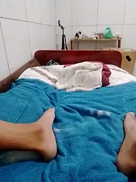 Leovmli online show from 10/10/25, 08:53