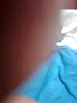 Leovmli online show from 10/26/25, 03:40