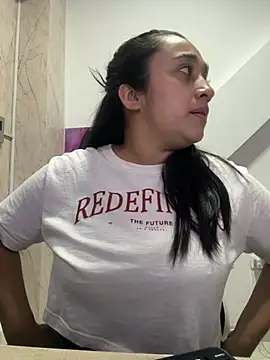 cata megan online show from 12/06/24, 07:48