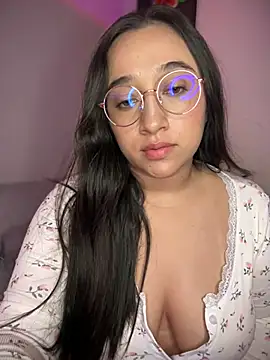 cata megan online show from 03/03/25, 12:17