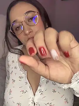 cata megan online show from 02/09/25, 11:04