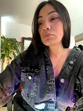 emmily d online show from 11/17/25, 06:34