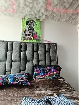 Nicole420squirt online show from 02/14/26, 07:47