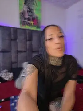Snapshot of Nicole420squirt chatting on 06/21/26, 09:09 Nicole420squirt online show from 06/21/26, 09:09