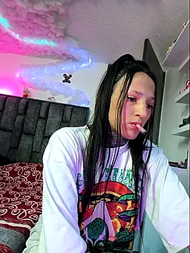 Nicole420squirt online show from 10/14/25, 06:30