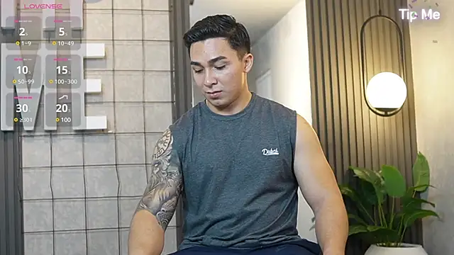 Ryan Hunt online show from 02/28/25, 03:26