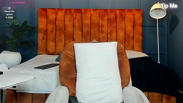 Ryan Hunt online show from 03/18/25, 01:55