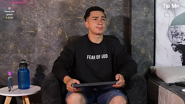 Ryan Hunt online show from 11/19/25, 12:05