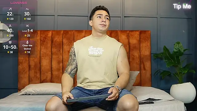 Ryan Hunt online show from 03/12/25, 11:43