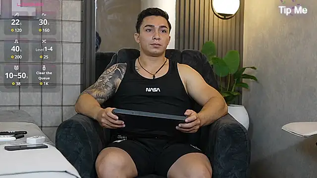 Ryan Hunt online show from 03/03/25, 03:22