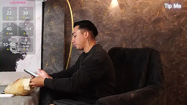 Ryan Hunt online show from 12/03/25, 12:15