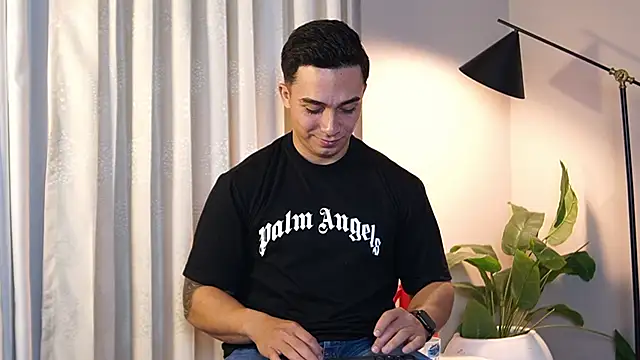 Ryan Hunt online show from 10/24/25, 08:13