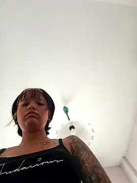 LorenRosse online show from 10/10/25, 04:24