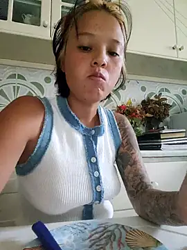 LorenRosse online show from 10/03/25, 04:14