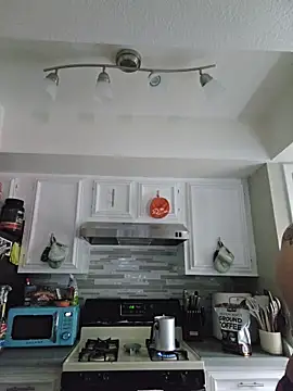 Snapshot of DevilDahm chatting on 01/05/26, 08:12 DevilDahm online show from 01/05/26, 08:12