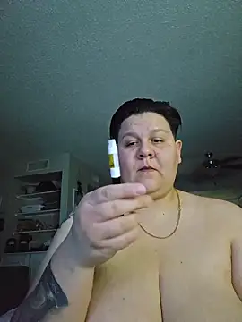 Snapshot of DevilDahm chatting on 01/15/26, 05:55 DevilDahm online show from 01/15/26, 05:55