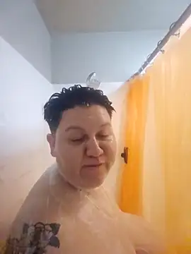 Snapshot of DevilDahm chatting on 03/18/25, 01:02 DevilDahm online show from 03/18/25, 01:02