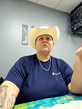 Snapshot of DevilDahm chatting on 10/06/25, 03:02 DevilDahm online show from 10/06/25, 03:02