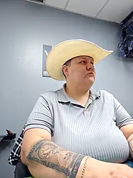 Snapshot of DevilDahm chatting on 09/26/25, 01:29 DevilDahm online show from 09/26/25, 01:29