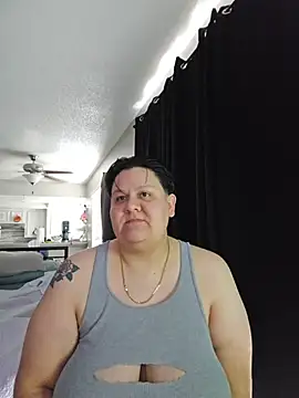 Snapshot of DevilDahm chatting on 02/15/26, 09:58 DevilDahm online show from 02/15/26, 09:58