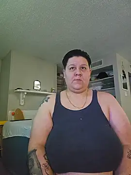 Snapshot of DevilDahm chatting on 01/10/26, 12:17 DevilDahm online show from 01/10/26, 12:17