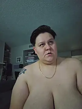 Snapshot of DevilDahm chatting on 11/27/25, 08:26 DevilDahm online show from 11/27/25, 08:26