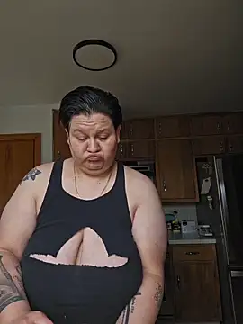 Snapshot of DevilDahm chatting on 03/18/26, 06:53 DevilDahm online show from 03/18/26, 06:53