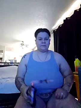 Snapshot of DevilDahm chatting on 10/22/25, 07:35 DevilDahm online show from 10/22/25, 07:35