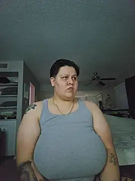 Snapshot of DevilDahm chatting on 12/04/25, 06:12 DevilDahm online show from 12/04/25, 06:12